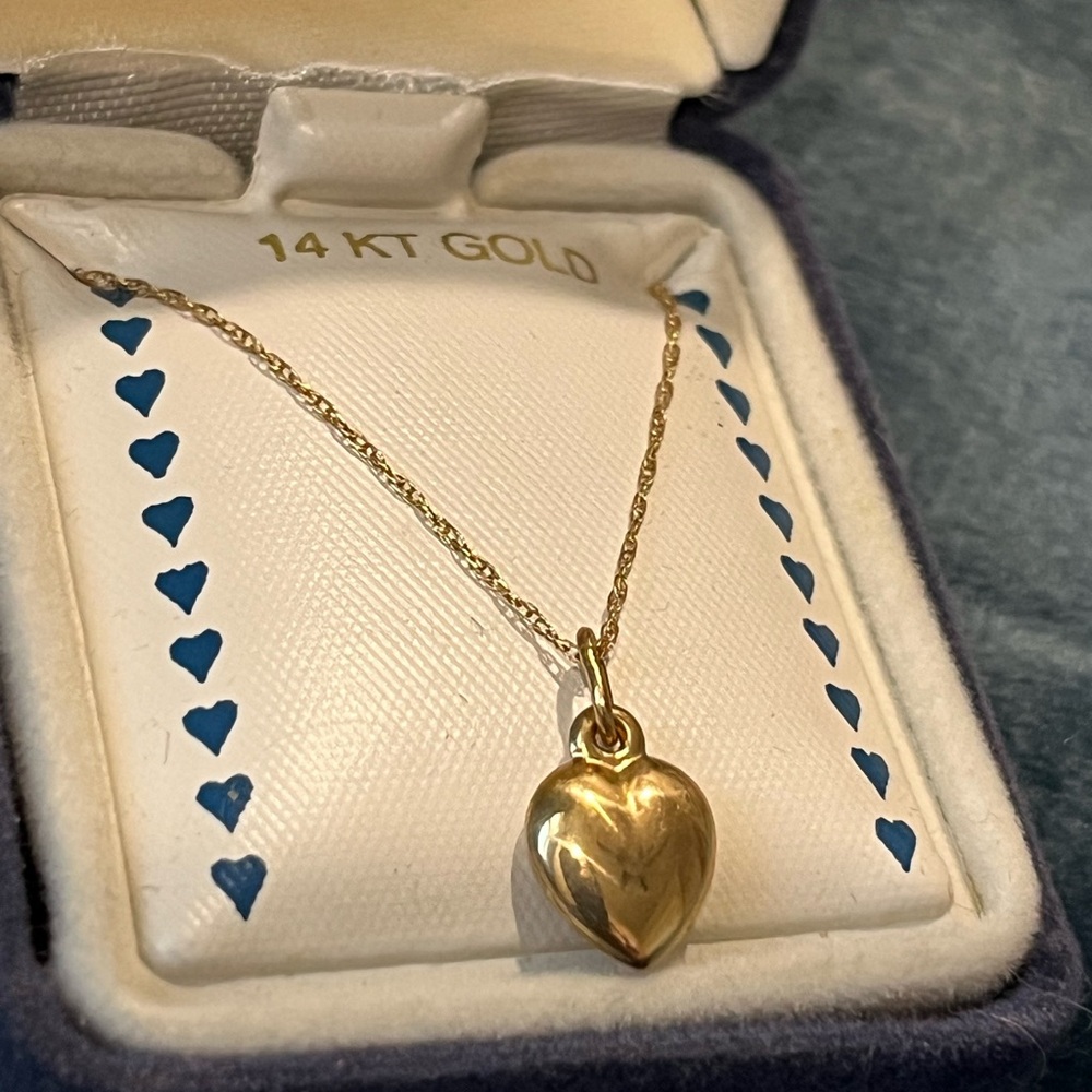 Vintage 90s 14K Gold Heart Pendant Necklace